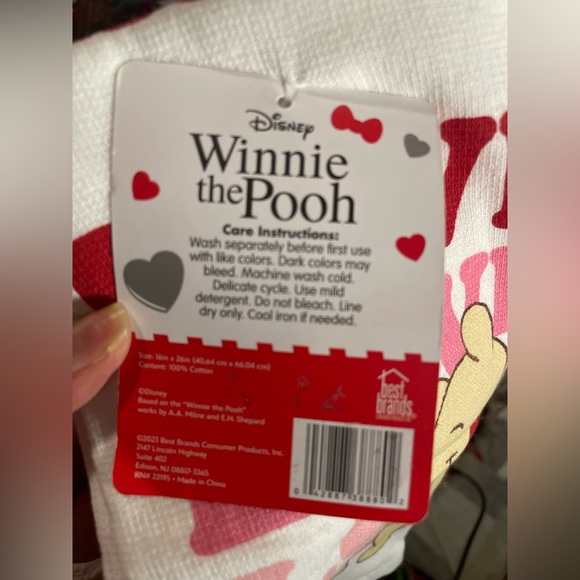 Disney Winnie The Pooh Love Dish Towel Set includes 2 - Picture 2 of 4